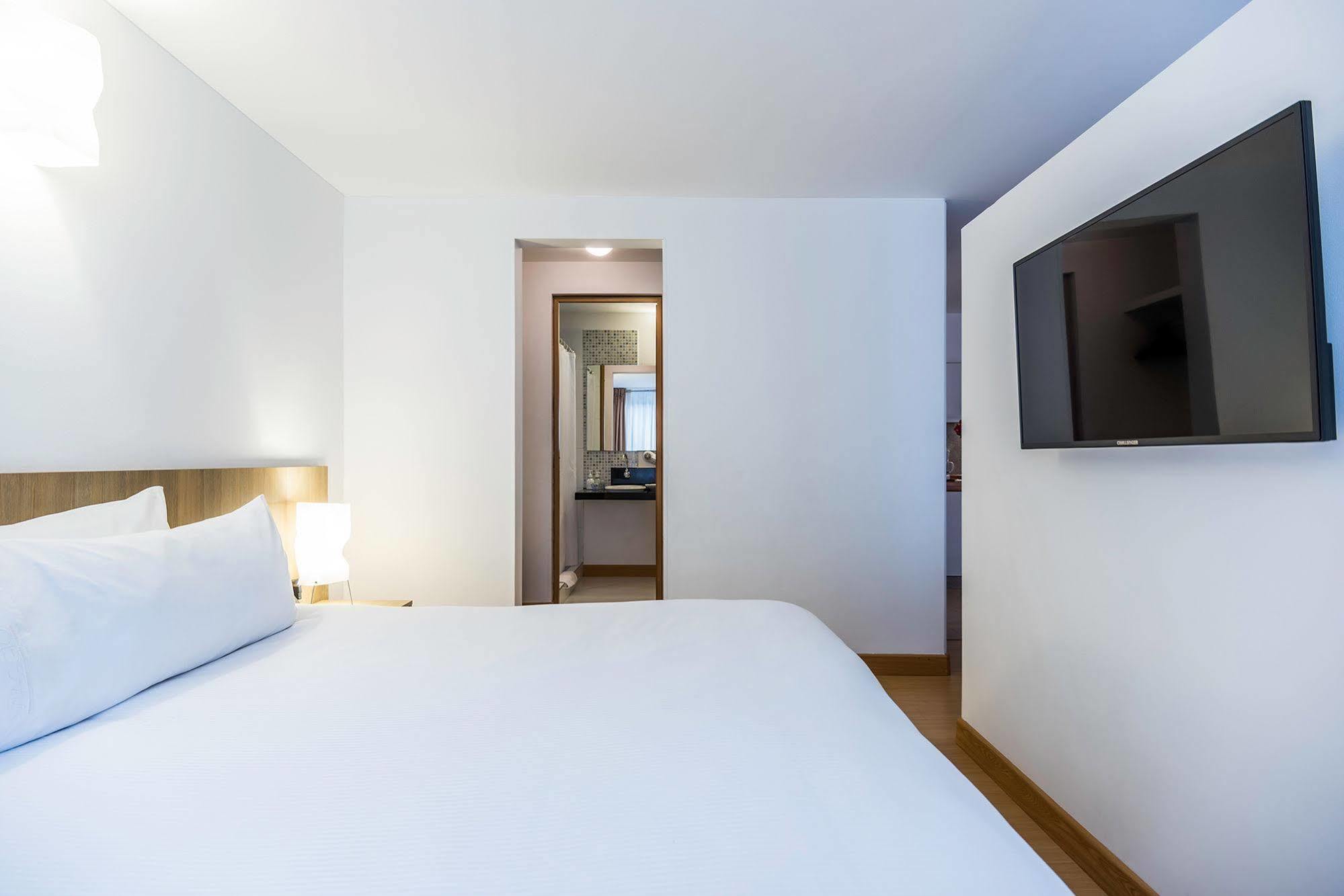 Viaggio Virrey City Apartment Богота Экстерьер фото